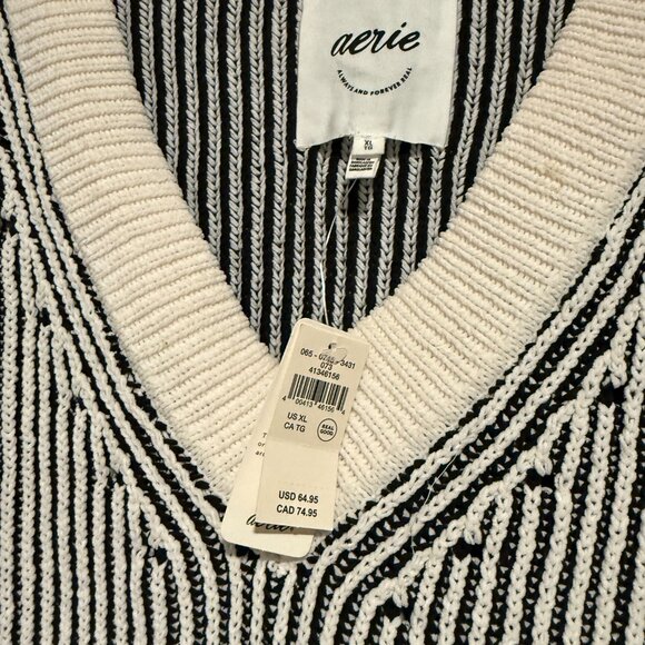 Aerie Striped V-Neck Sweater – Black & White Knit, NWT | XL - Picture 3 of 4